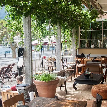 Hotel Schiff-battello 3*