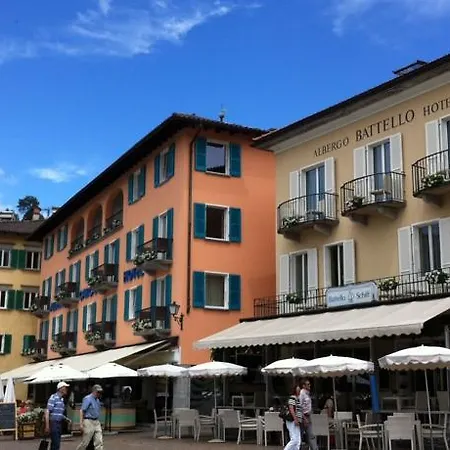 Schiff-battello 3*